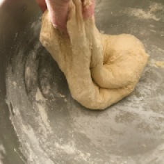 how to knead, lift
